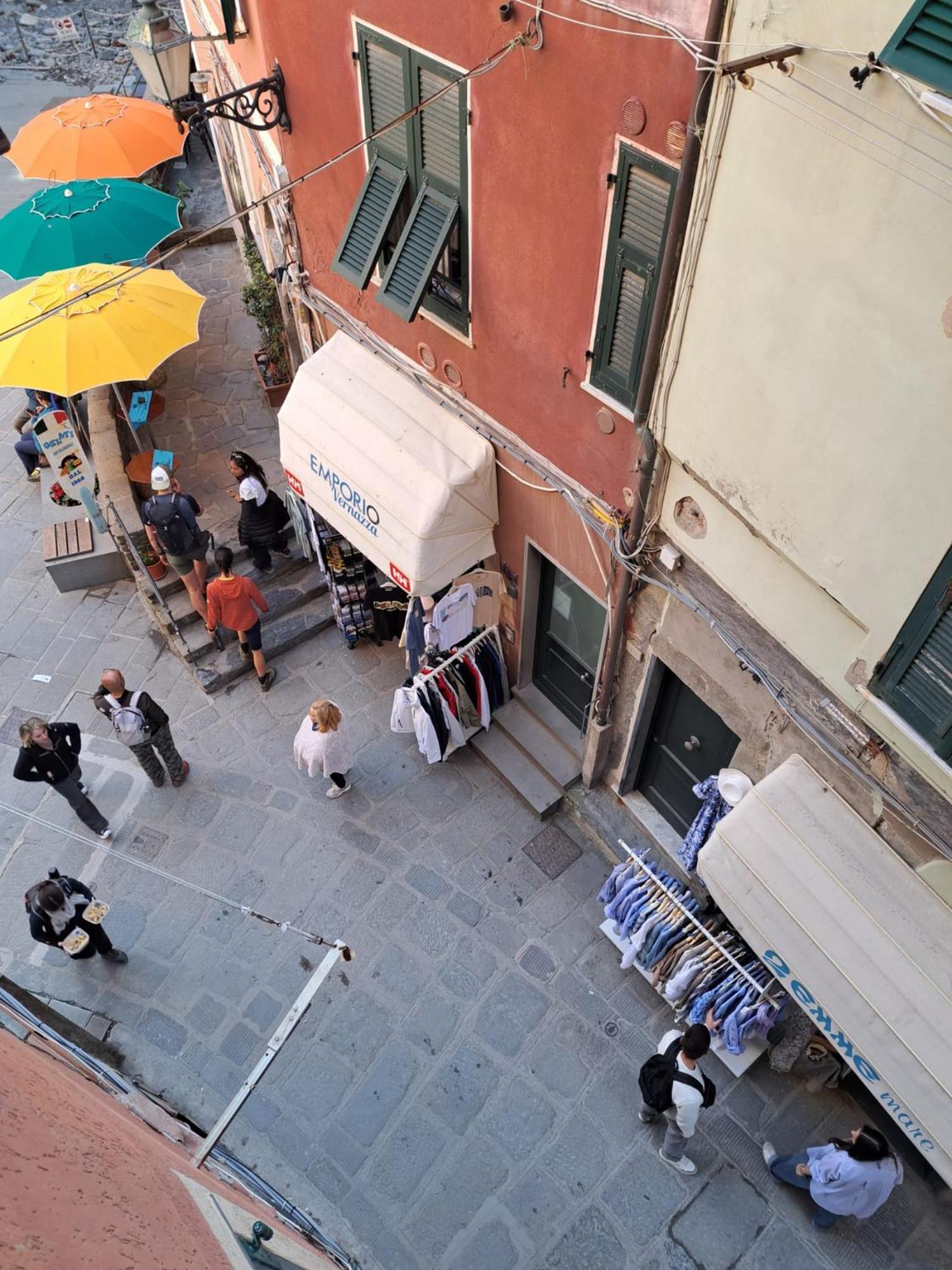 Luisa Rooms - Apartment In The Heart Of Vernazza Luaran gambar
